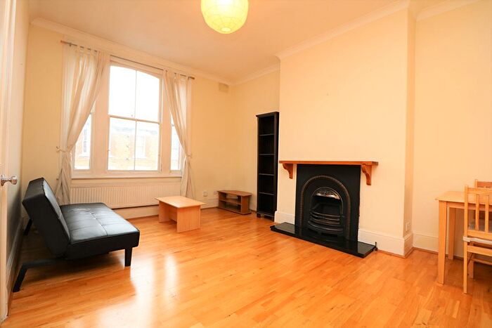 2 Bedroom Flat To Rent In Stavordale Road, Highbury, N5