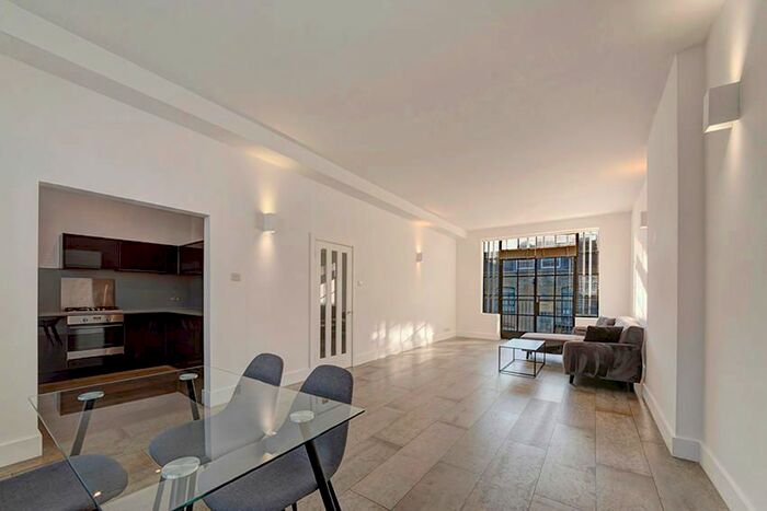 1 Bedroom Flat To Rent In Great Sutton Street, London, EC1V