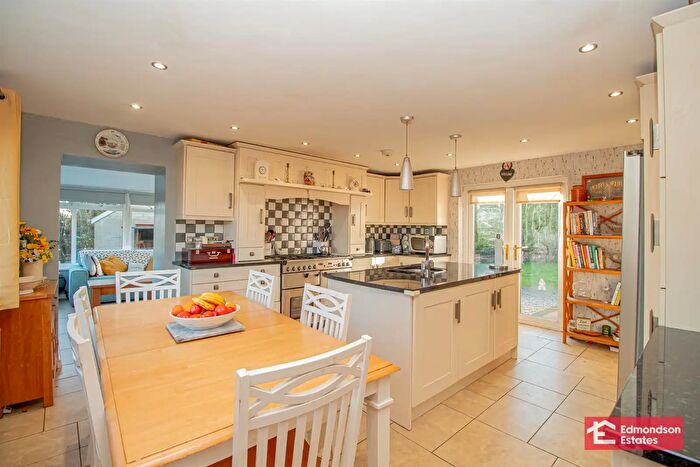 4 Bedroom Detached House For Sale In Glenhugh Road, Ballymena, BT42