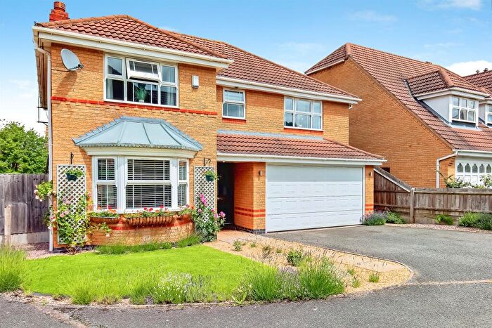 4 Bedroom Detached House For Sale In Damson Close, Thrapston, Kettering, NN14