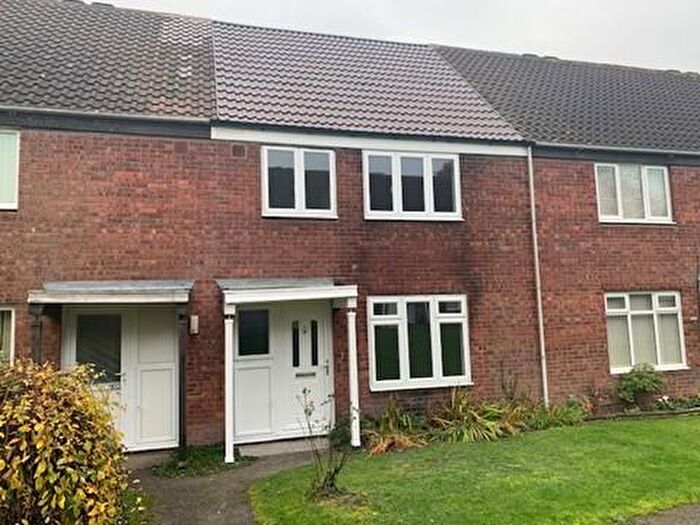 3 Bedroom Property To Rent In Edgeworth Close, Churchill South, Redditch, B98