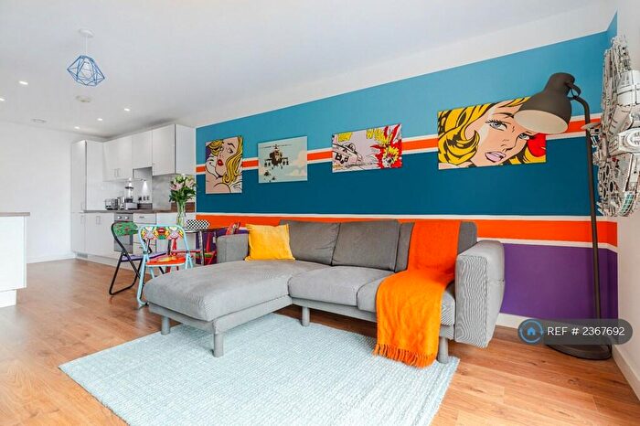 2 Bedroom Terraced House To Rent In Bevenden Street, London, N1