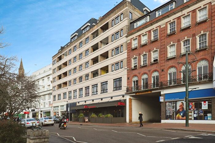 1 Bedroom Flat For Sale In Bourne Avenue, Bournemouth, Dorset, BH2