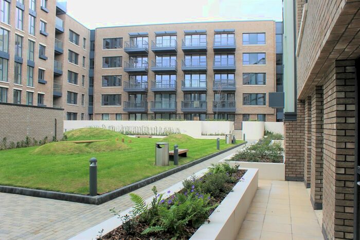 2 Bedroom Flat To Rent In Aurora Point, Plough Way, London, SE16