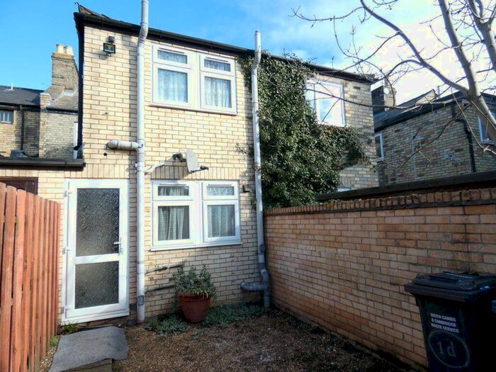 Studio To Rent In Hope Street Cambridge, CB1