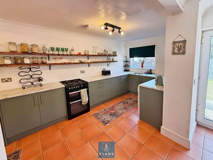 3 Bedroom Terraced House For Sale In Barkers Butts Lane, Coundon, Coventry, CV6