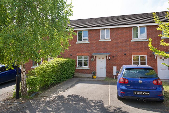 3 Bedroom Terraced House For Sale In Wryneck Walk, Coventry, CV4