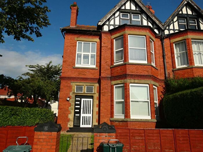 1 Bedroom Apartment To Rent In Harcourt Road, Llandudno, LL30