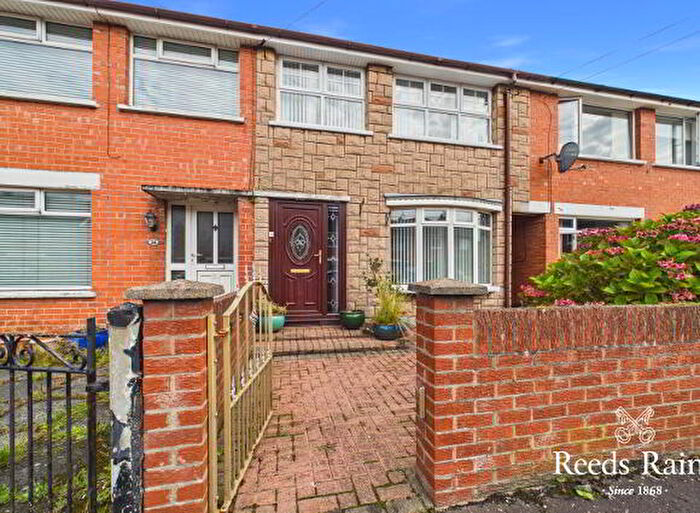 3 Bedroom Mid Terraced House For Sale In Larkfield Gardens, Belfast, BT4