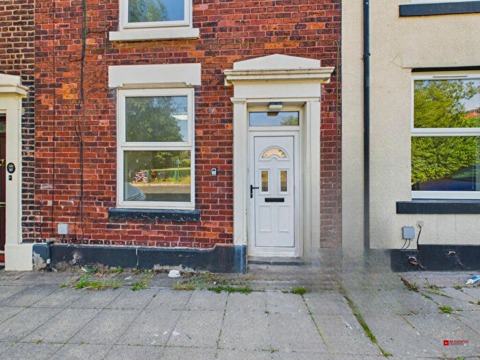 3 Bedroom Terraced House For Sale In Sidley Street, Hyde, SK14