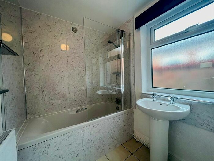 2 Bedroom Property To Rent In Argyle Street, York, YO23