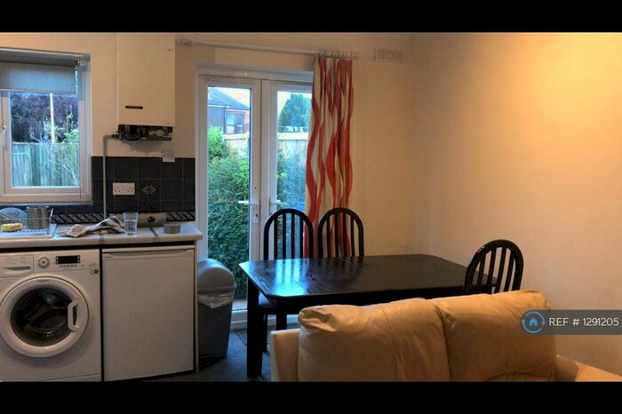 4 Bedroom Terraced House To Rent In Bishops Way, Canterbury, CT2