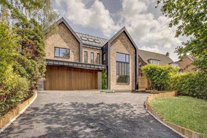 6 Bedroom Detached House To Rent In Uplands Close, Gerrards Cross, Buckinghamshire, SL9