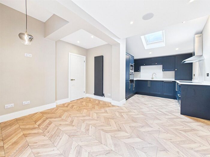 2 Bedroom Flat To Rent In Percy Road, Hampton, TW12