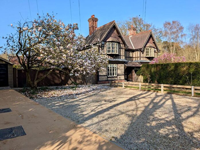 2 Bedroom Semi-Detached House To Rent In Watton Road, Norwich, NR4