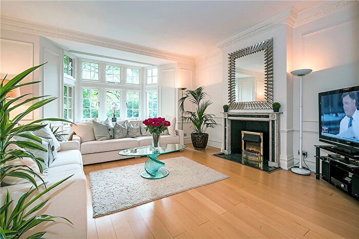 4 Bedroom Flat For Sale In Knightsbridge, Belgravia, London, SW1X