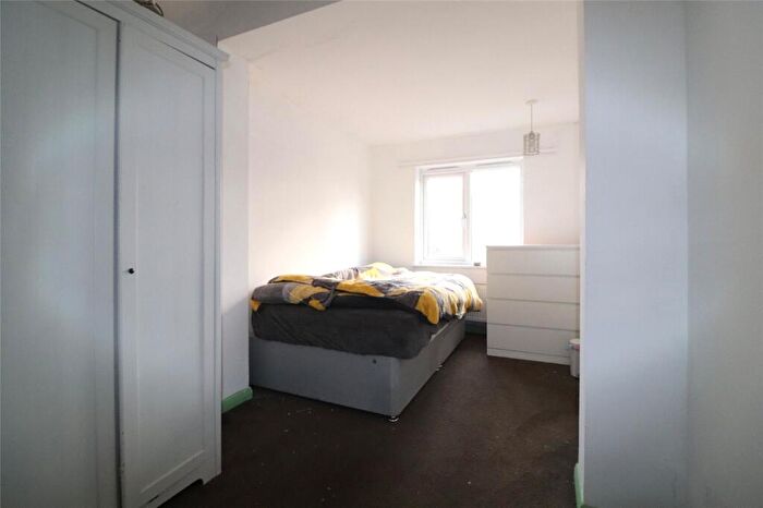 3 Bedroom Terraced House For Sale In Hengist Road, Northumberland Heath, Kent, DA8