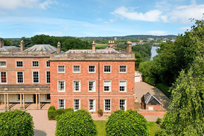 6 Bedroom Country House For Sale In Holgate, Clifton Village, NG11