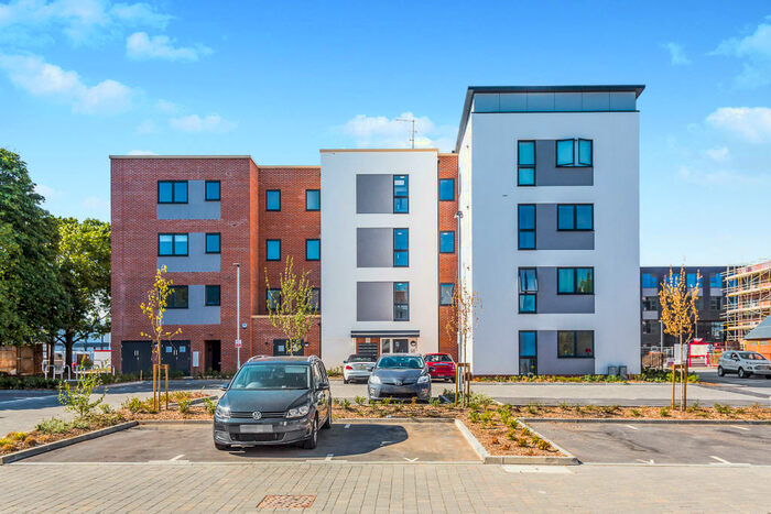 2 Bedroom Apartment To Rent In Ruhemann Street, Reading, RG30