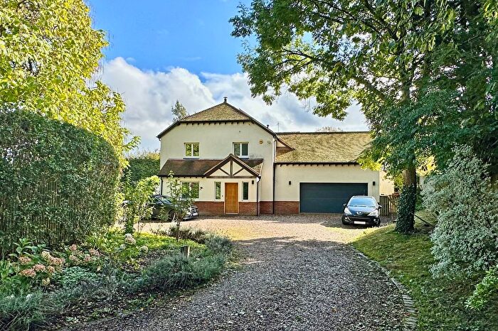 5 Bedroom Detached House For Sale In Hammonds End, Bradleys Street, Checkendon, Reading, RG8
