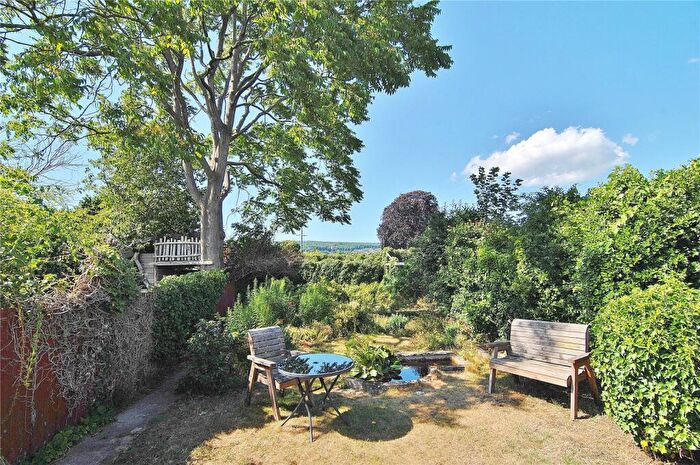 2 Bedroom Semi-Detached House For Sale In Westward Road, Stroud, Gloucestershire, GL5
