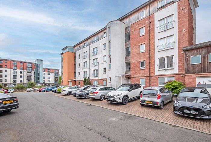 2 Bedroom Flat For Sale In / () Albion Gardens, Edinburgh, EH7