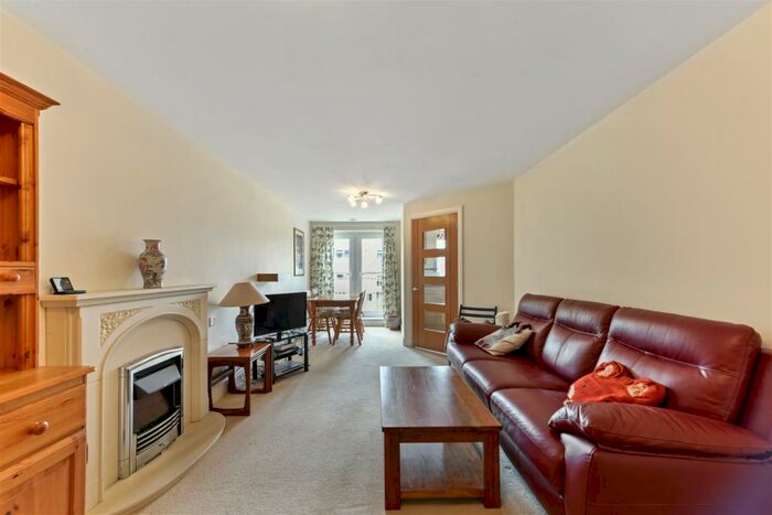 1 Bedroom Apartment For Sale In Goodes Court, Baldock Road, Royston, SG8