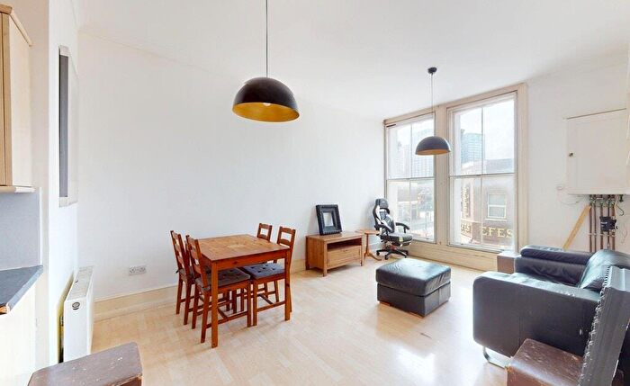 2 Bedroom Flat For Sale In Canning Town, London, E16
