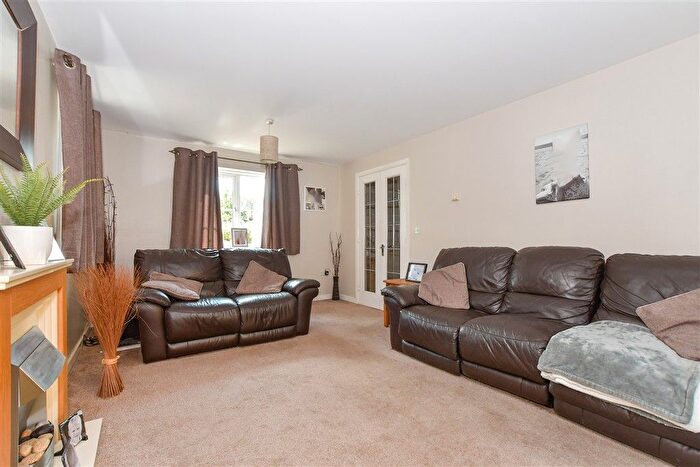 4 Bedroom Detached House For Sale In Brigadier Gardens, Ashford, Kent, TN23