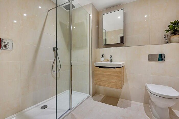 1 Bedroom Retirement Property To Rent In Yorktown Road, Sandhurst, Berkshire, GU47
