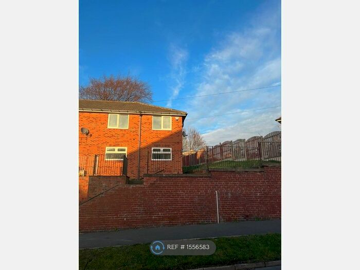 3 Bedroom Semi-Detached House To Rent In Browning Road, Sheffield, S6