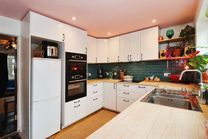 3 Bedroom Terraced House For Sale In Rowan Close, Bristol, BS16