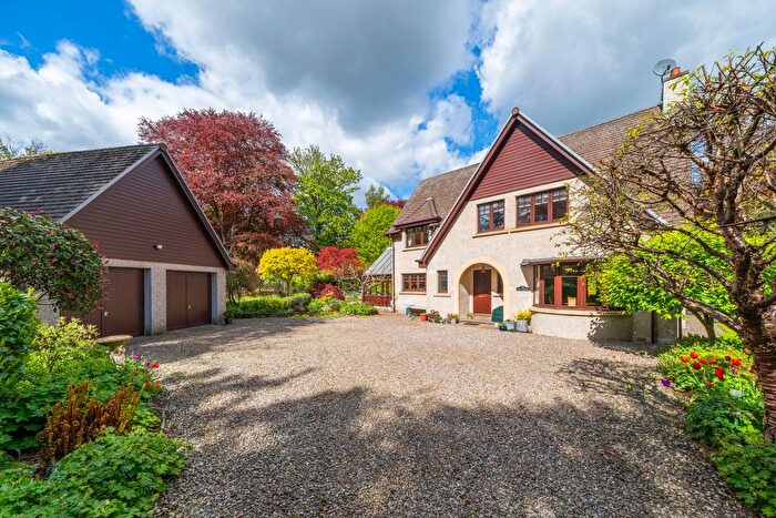 4 Bedroom Detached House For Sale In Kilmany, Kilmany, KY15