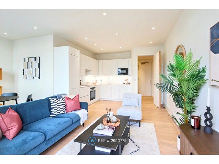 1 Bedroom Flat To Rent In Pear Place, London, SE1