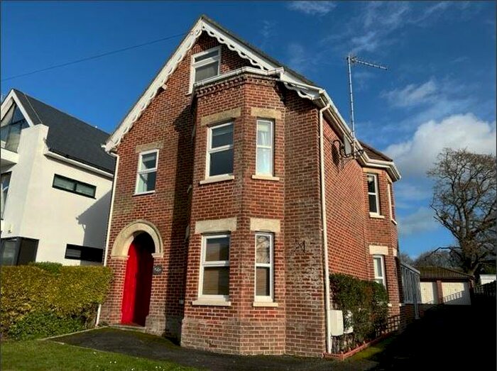 1 Bedroom Flat To Rent In Sandbanks Road, BH14