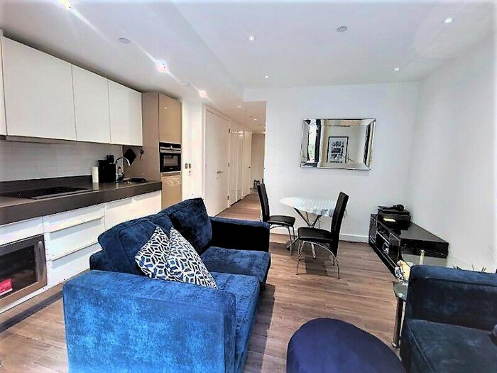 Apartment For Sale In Meranti House, Goodman's Field, E1