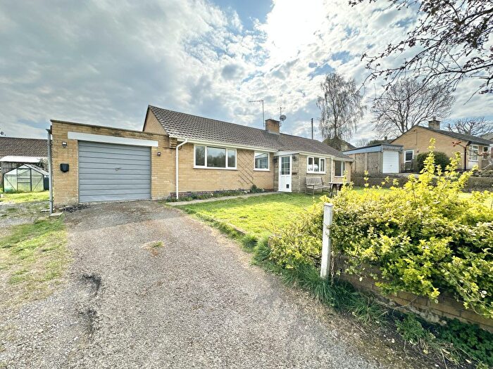 3 Bedroom Detached Bungalow For Sale In Mason Lane, Montacute, Somerset, TA15