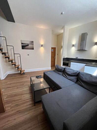 1 Bedroom House To Rent In Corporation Street, Manchester, M4