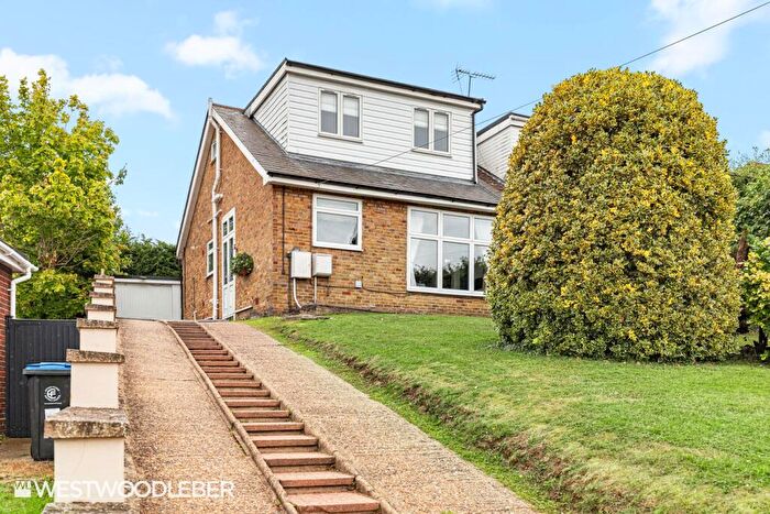 3 Bedroom Semi-Detached Bungalow For Sale In Highland Road, Nazeing, EN9