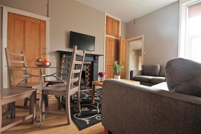 4 Bedroom Flat To Rent In Mildmay Road, Jesmond, NE2