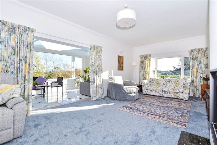 5 Bedroom Detached House For Sale In Denstroude Lane, Denstroude, Canterbury, Kent, CT2