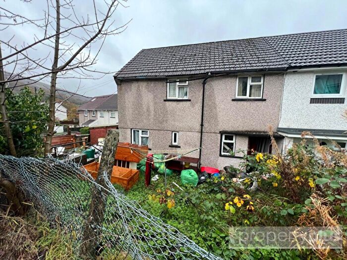 3 Bedroom End Of Terrace House For Sale In Cadogan Close, Pentre, Rhondda Cynon Taff, CF41