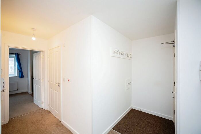 2 Bedroom Flat To Rent In Ryeland Way, Ashford, TN25