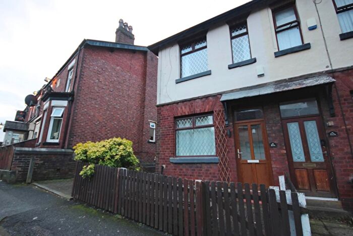 2 Bedroom End Of Terrace House To Rent In Crab Lane, Manchester, M9