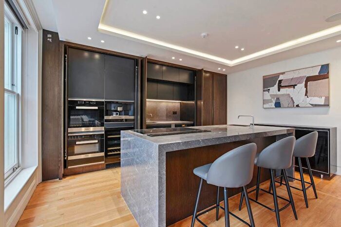 3 Bedroom Flat To Rent In Hempel Gardens, Craven Hill Gardens, London, W2