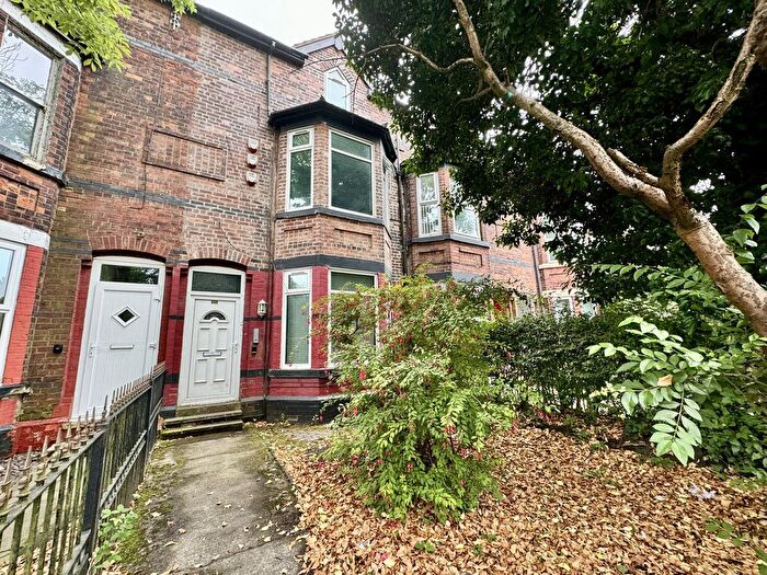 2 Bedroom Flat To Rent In Liverpool Road, Eccles, M30