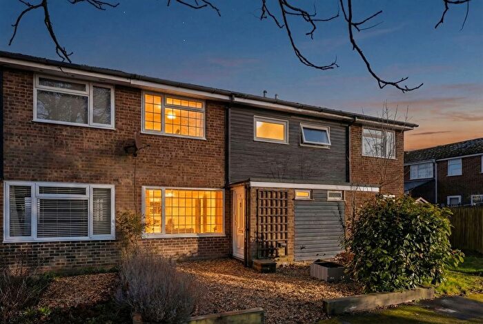 3 Bedroom Terraced House For Sale In Wayside Green, Woodcote, RG8