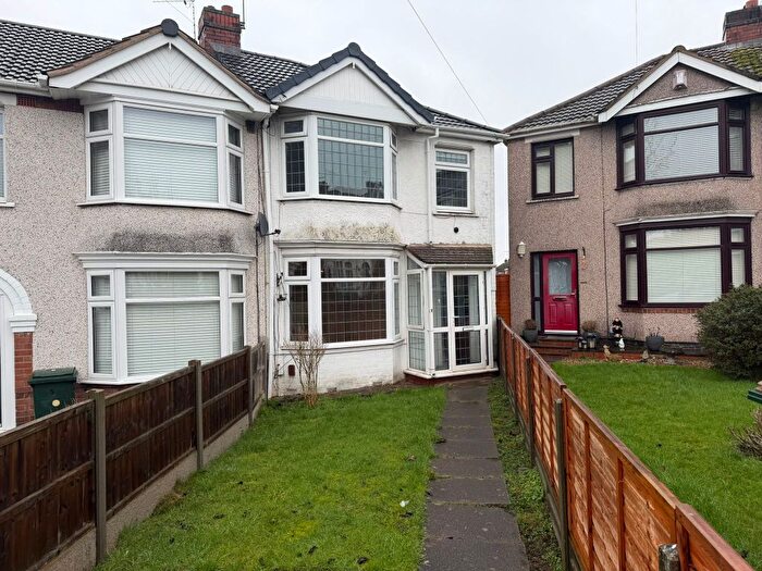 3 Bedroom End Of Terrace House To Rent In Tiverton Grove, Wyken, Coventry, CV2