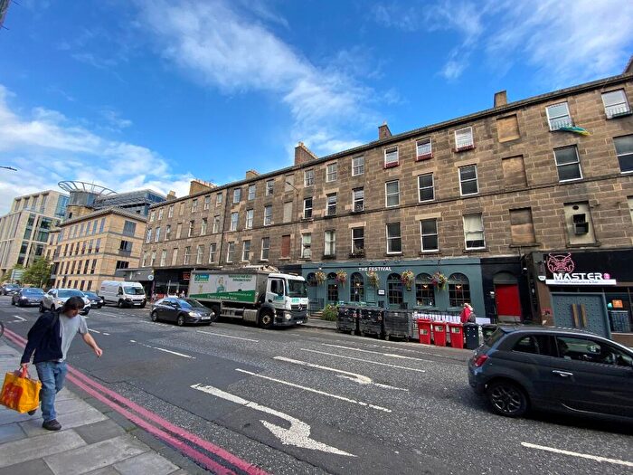 3 Bedroom Flat To Rent In Morrison Street, Central, Edinburgh, EH3