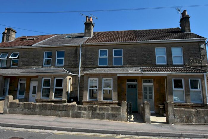 2 Bedroom Terraced House To Rent In Combe Road, BA2